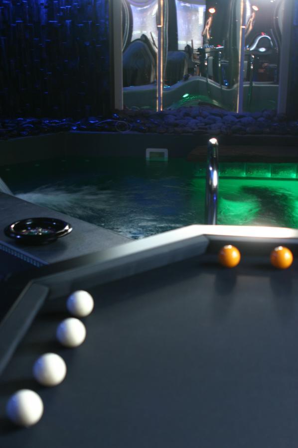 Bubble Lounge Hotel Hooglede Exterior foto